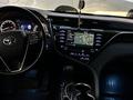 Toyota Camry 2018 года за 13 800 000 тг. в Алматы – фото 5