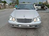 Mercedes-Benz C 200 2001 годаүшін2 300 000 тг. в Алматы – фото 2