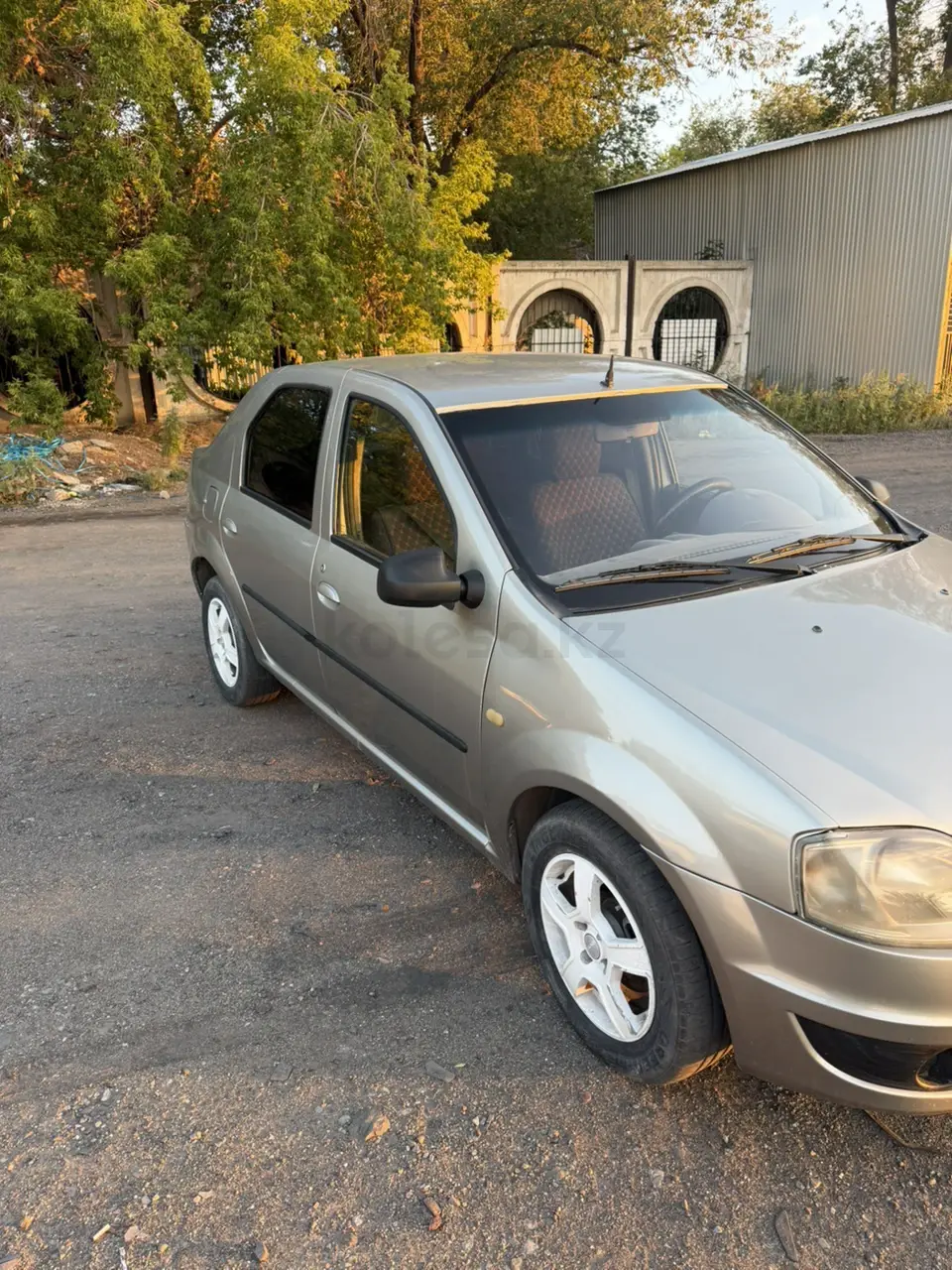 Renault Logan, 2010