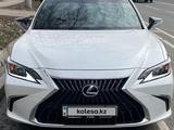 Lexus ES 350 2022 года за 33 000 000 тг. в Алматы