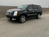 Cadillac Escalade 2008 года за 9 000 000 тг. в Атырау – фото 2