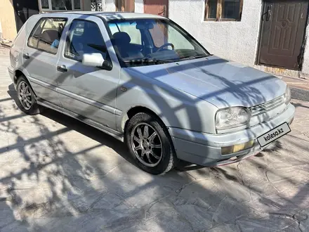 Volkswagen Golf 1996 года за 1 480 000 тг. в Алматы – фото 2