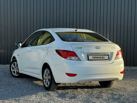 Hyundai Accent 2013 года за 5 690 000 тг. в Актобе – фото 5