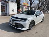 Toyota Camry 2018 года за 14 800 000 тг. в Алматы