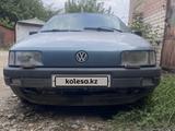 Volkswagen Passat 1990 годаfor850 000 тг. в Семей