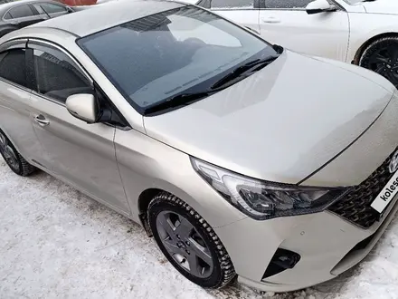 Hyundai Solaris 2020 года за 7 800 000 тг. в Астана – фото 3