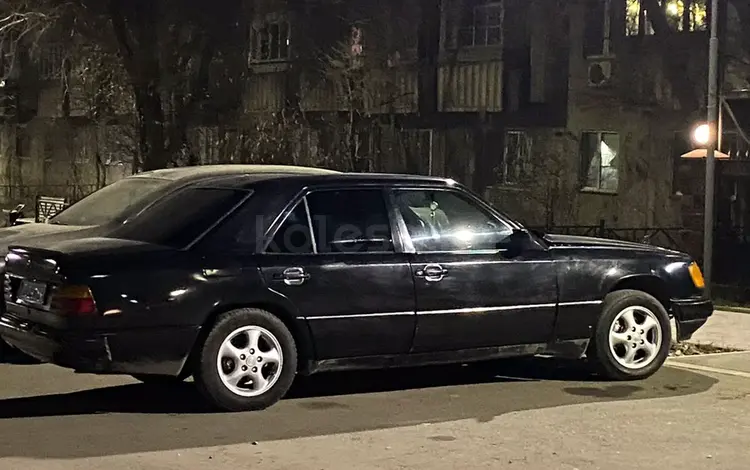 Mercedes-Benz E 230 1988 годаfor1 200 000 тг. в Алматы