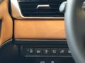 Toyota Camry Luxe 2025 годаүшін21 190 000 тг. в Астана – фото 12
