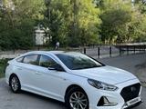 Hyundai Sonata 2021 года за 6 999 999 тг. в Алматы – фото 2