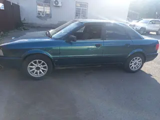 Audi 80