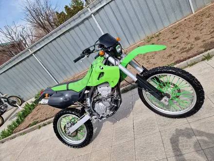 Kawasaki  KLX 300 2000 годаүшін1 340 000 тг. в Алматы