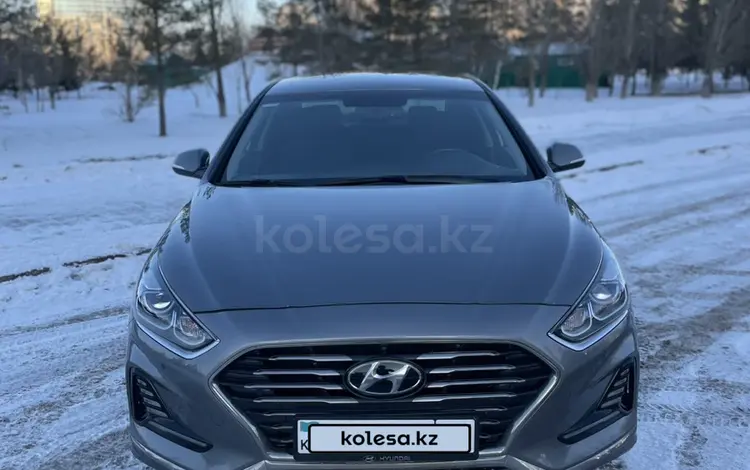 Hyundai Sonata 2019 года за 8 800 000 тг. в Астана