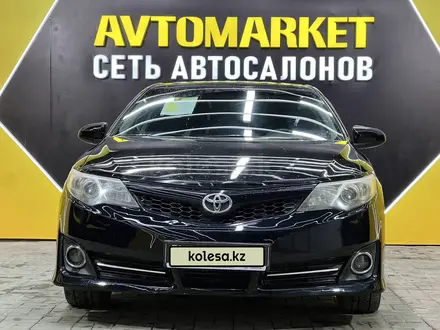 Toyota Camry 2013 года за 7 450 000 тг. в Актау – фото 2