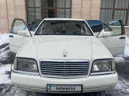 Mercedes-Benz S 320 1994 года за 2 000 000 тг. в Алматы