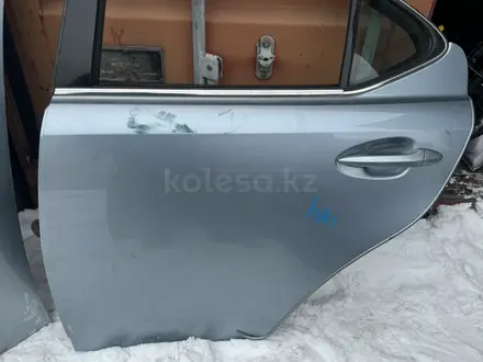 Задняя левая дверь на Lexus IS250 за 50 000 тг. в Алматы