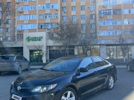 Toyota Camry 2014 года за 4 600 000 тг. в Актобе