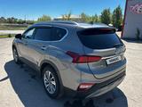 Hyundai Santa Fe 2020 годаүшін10 800 000 тг. в Актобе – фото 3