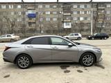 Hyundai Elantra 2022 года за 9 750 000 тг. в Костанай – фото 3