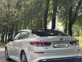 Kia K5 2021 года за 9 200 000 тг. в Алматы – фото 47