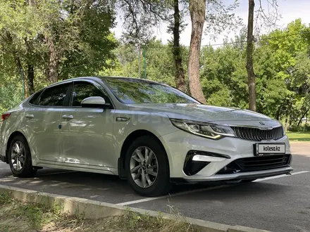 Kia K5 2021 года за 9 200 000 тг. в Алматы – фото 48