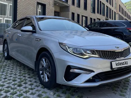 Kia K5 2021 года за 9 200 000 тг. в Алматы – фото 52