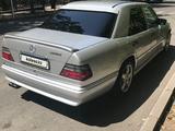 Mercedes-Benz E 420 1994 годаүшін15 000 000 тг. в Алматы – фото 2