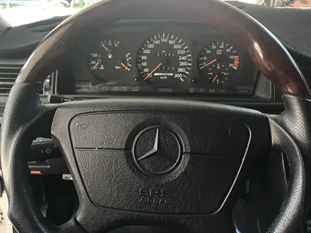 Mercedes-Benz E 420 1994 года за 15 000 000 тг. в Алматы – фото 9