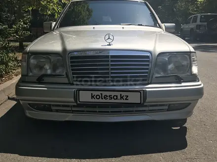 Mercedes-Benz E 420 1994 года за 15 000 000 тг. в Алматы – фото 15