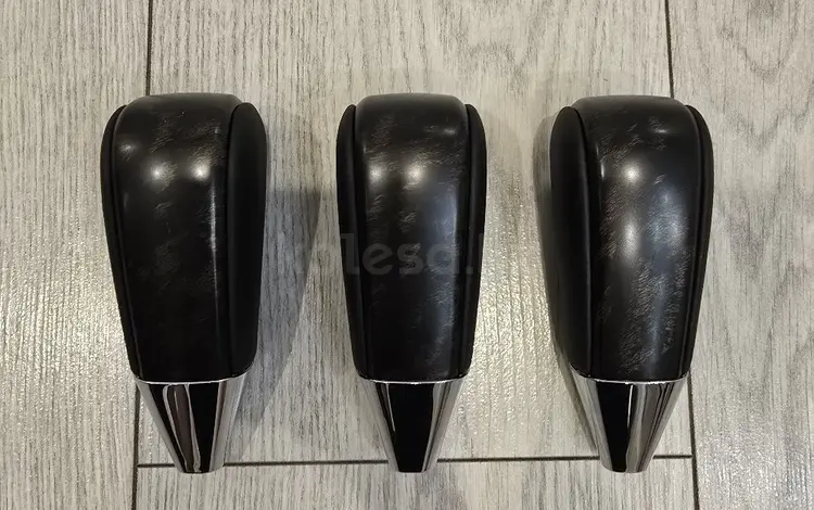 Ручка кпп TOYOTA Land Cruiser200 за 16 000 тг. в Алматы