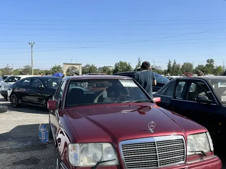 Mercedes-Benz E 200 1993 года за 2 800 000 тг. в Шымкент