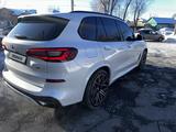 BMW X5 2023 годаүшін49 900 000 тг. в Актобе – фото 2