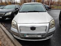 Toyota Avensis 2004 годаfor3 300 000 тг. в Астана