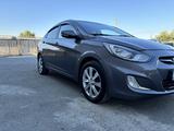 Hyundai Solaris 2011 годаfor4 800 000 тг. в Шымкент – фото 3