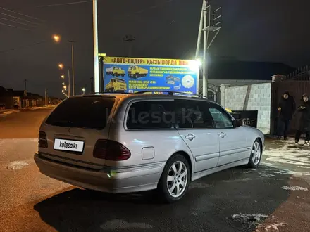 Mercedes-Benz E 320 2001 года за 4 000 000 тг. в Кызылорда – фото 4