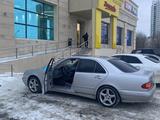 Mercedes-Benz E 320 2002 года за 5 000 000 тг. в Актобе – фото 3