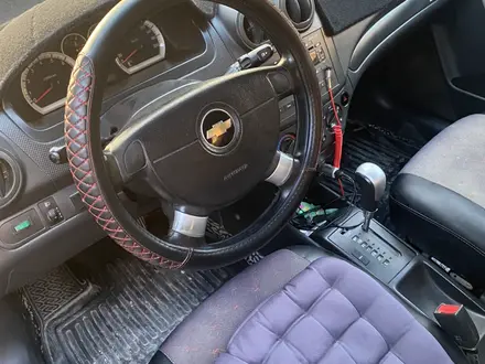 Chevrolet Aveo 2013 года за 3 000 000 тг. в Жанаозен – фото 3
