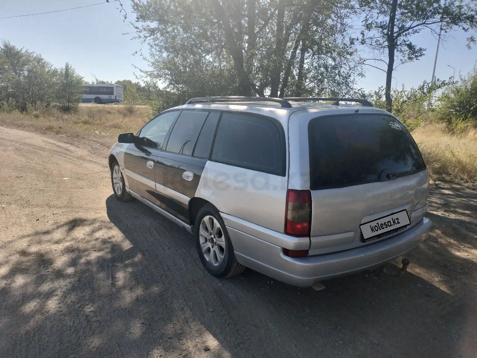 Opel Omega, 2000