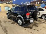 Toyota RAV4 2001 года за 3 950 000 тг. в Астана – фото 3