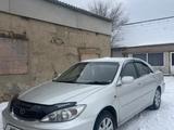 Toyota Camry 2002 годаүшін4 100 000 тг. в Семей