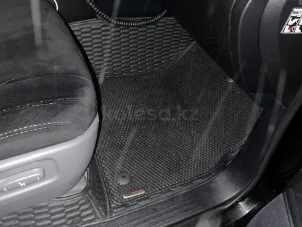 Toyota Land Cruiser 2009 года за 17 800 000 тг. в Актобе – фото 10