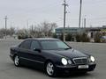 Mercedes-Benz E 200 2001 года за 3 500 000 тг. в Атырау – фото 2