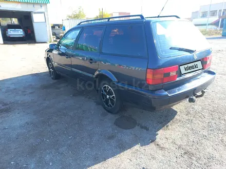 Volkswagen Passat 1993 года за 1 550 000 тг. в Караганда – фото 4