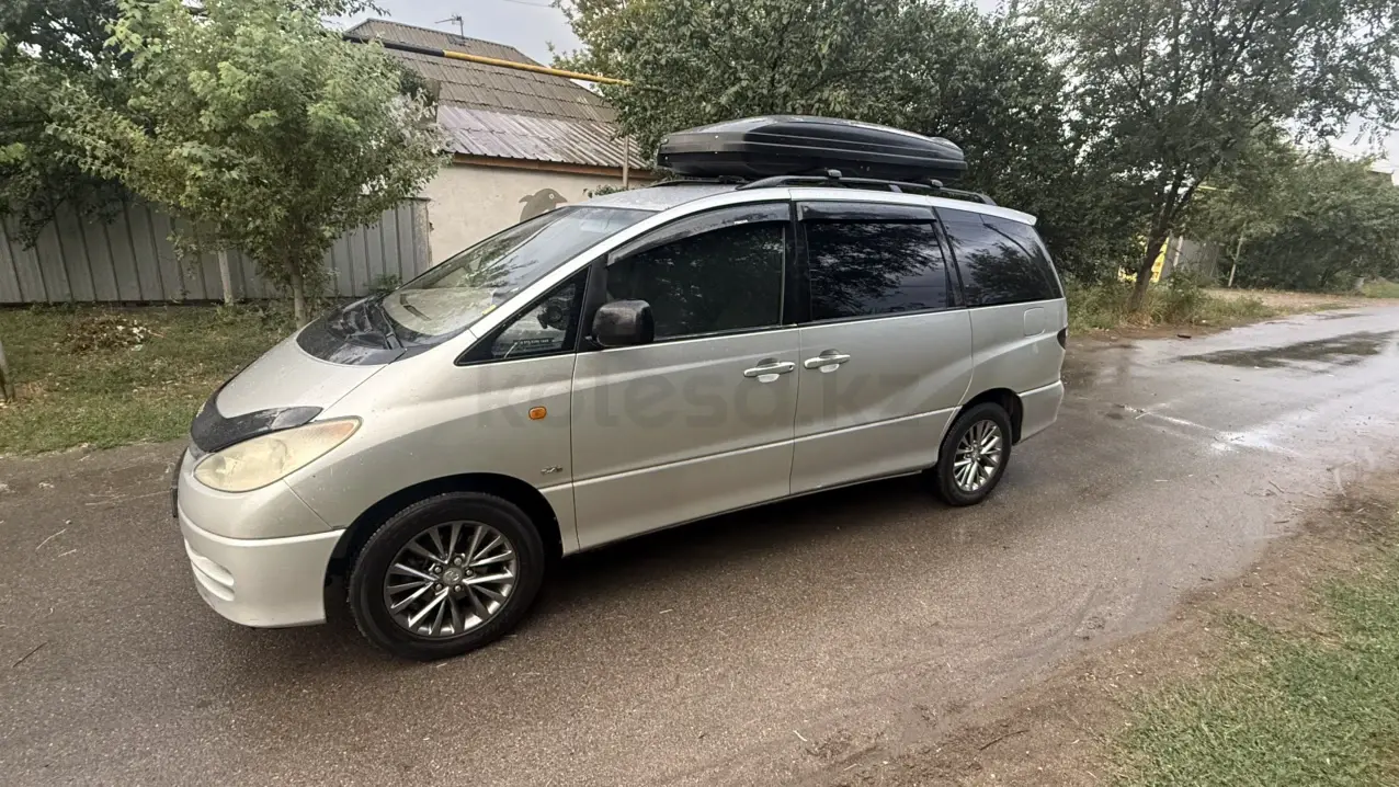 Toyota Previa, 2001