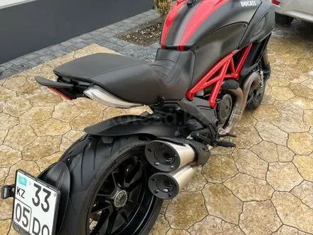 Ducati  Diavel Carbon 2014 года за 5 300 000 тг. в Алматы – фото 3