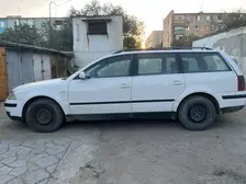 Volkswagen Passat, 2001