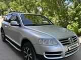 Volkswagen Touareg 2004 года за 4 500 000 тг. в Караганда – фото 3