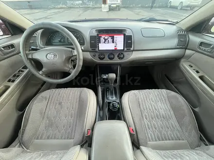 Toyota Camry 2005 года за 5 500 000 тг. в Алматы – фото 13