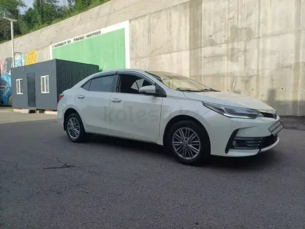 Toyota Corolla 2018 года за 9 100 000 тг. в Алматы – фото 26