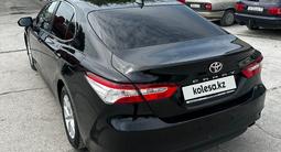 Toyota Camry 2019 года за 12 200 000 тг. в Шымкент – фото 4