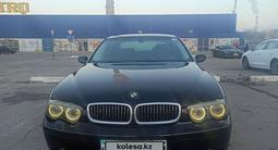 BMW 745 2004 года за 2 300 000 тг. в Алматы – фото 2